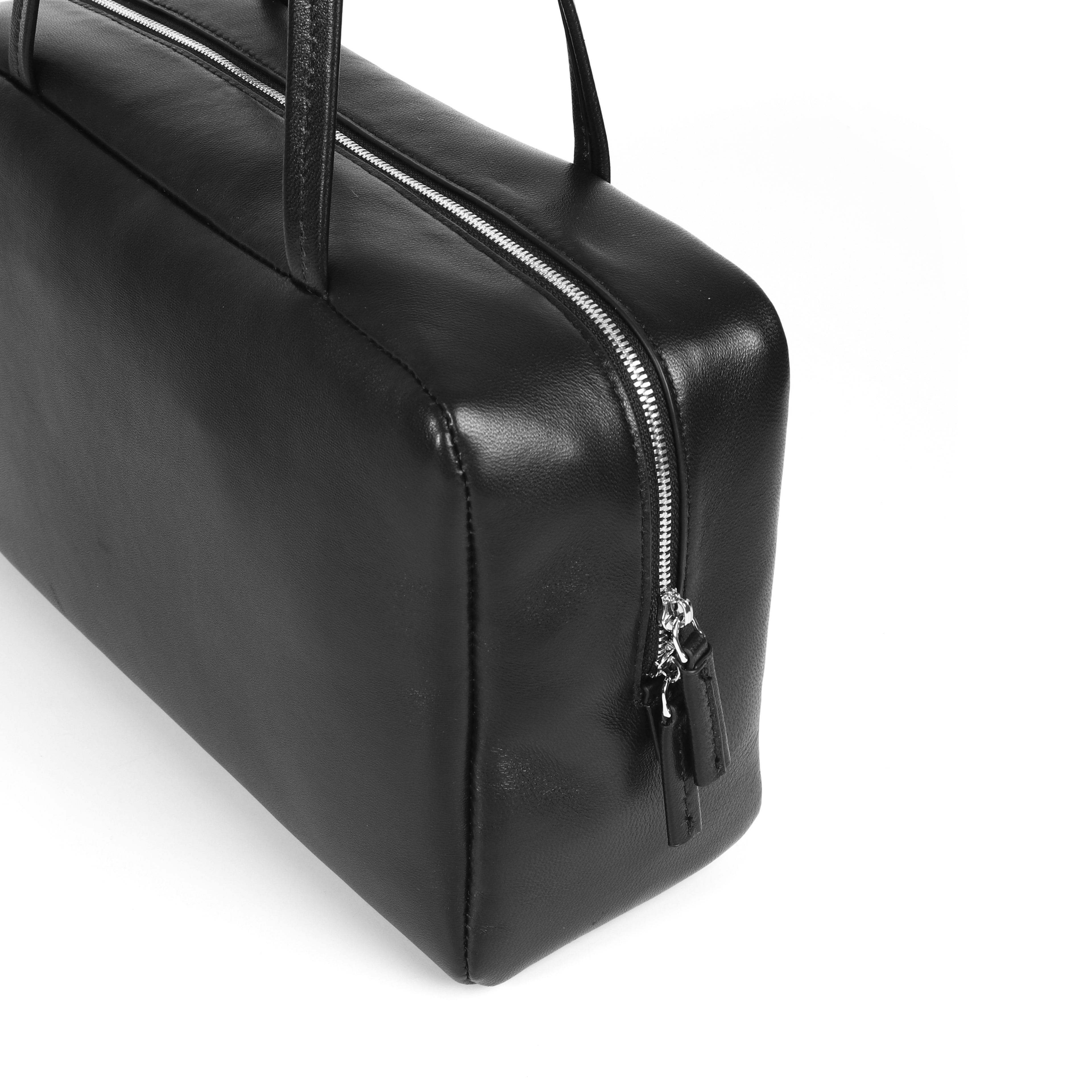 Minimalist bowling bag