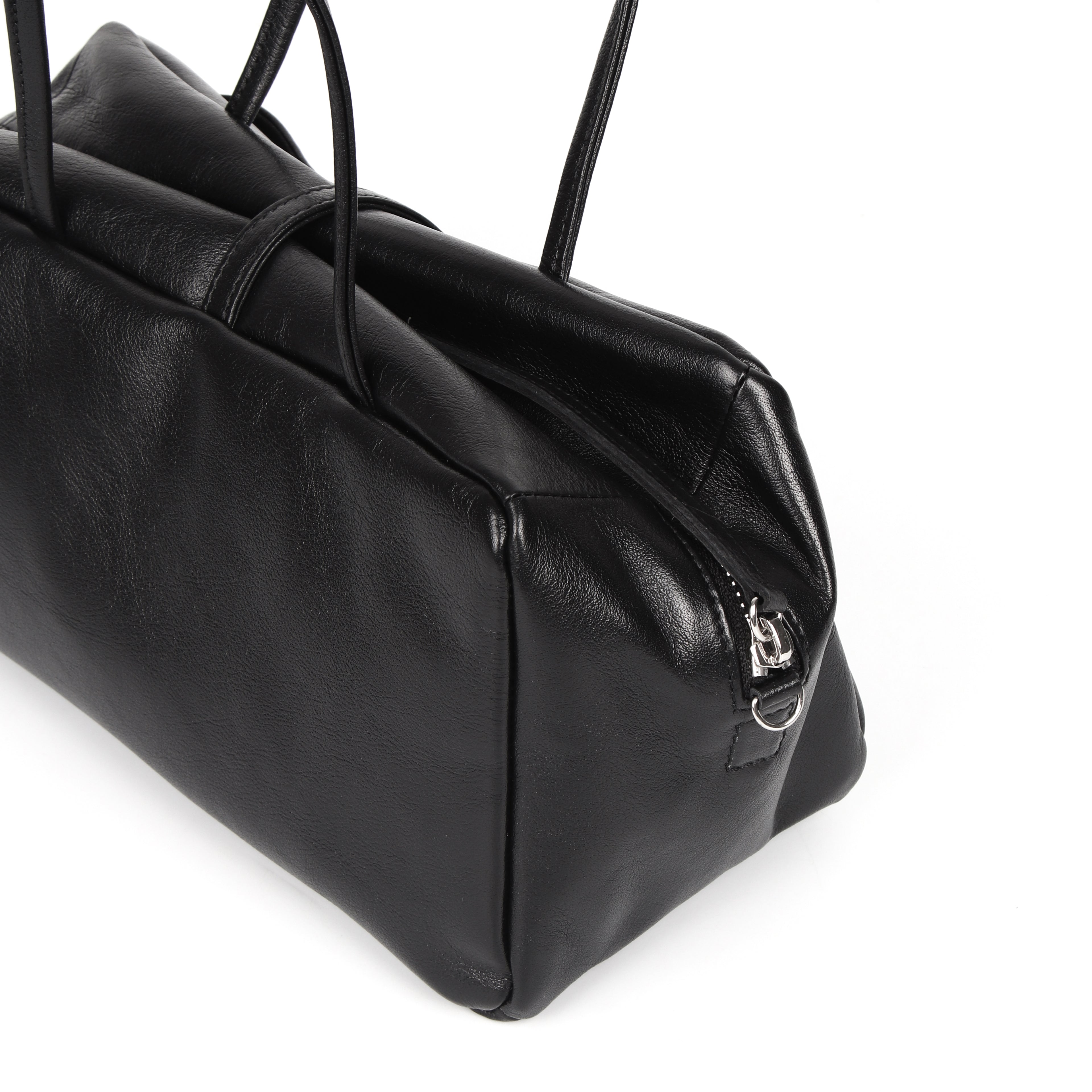 Relaxed-Vibe Squeeze Bag
