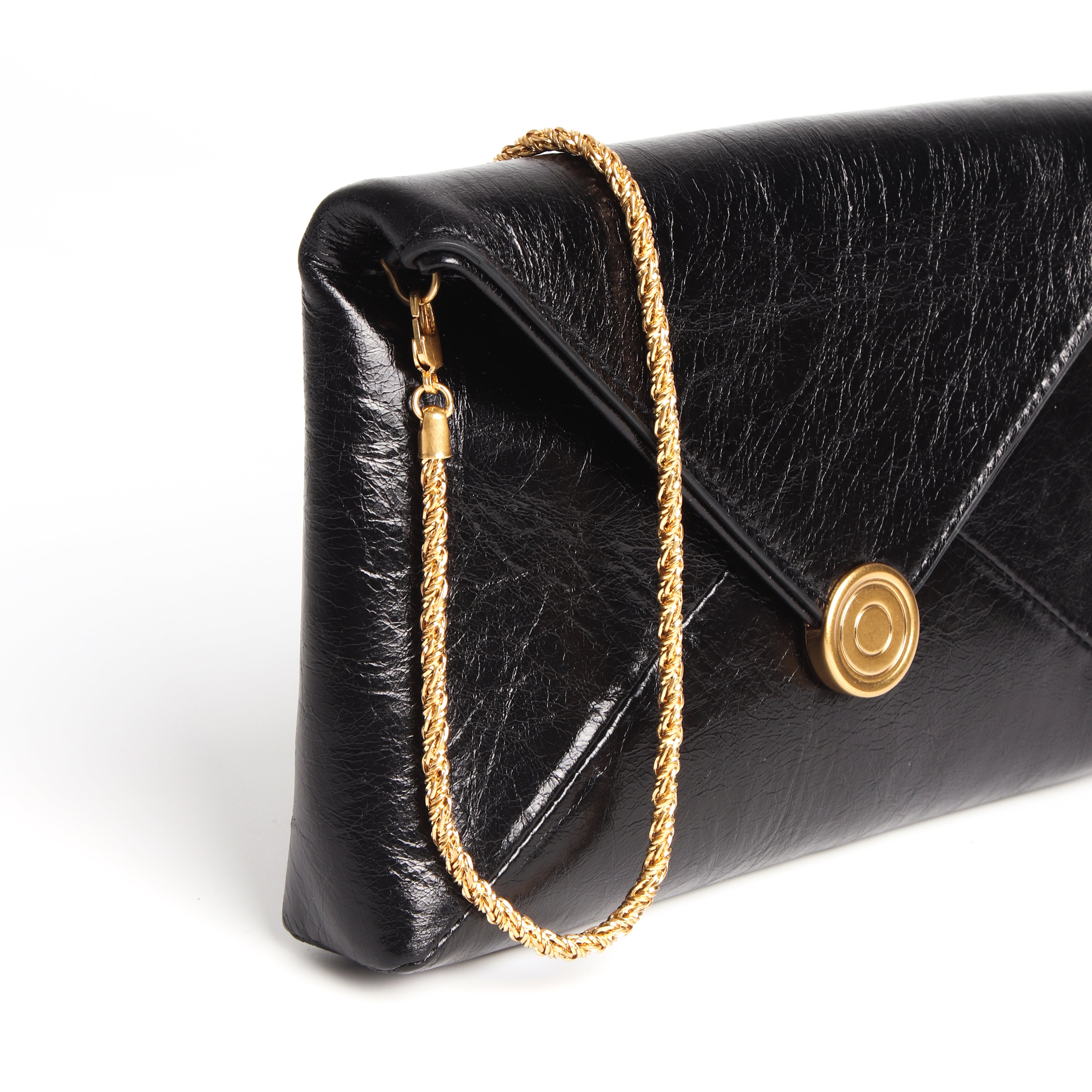 Vintage-style chain envelope bag