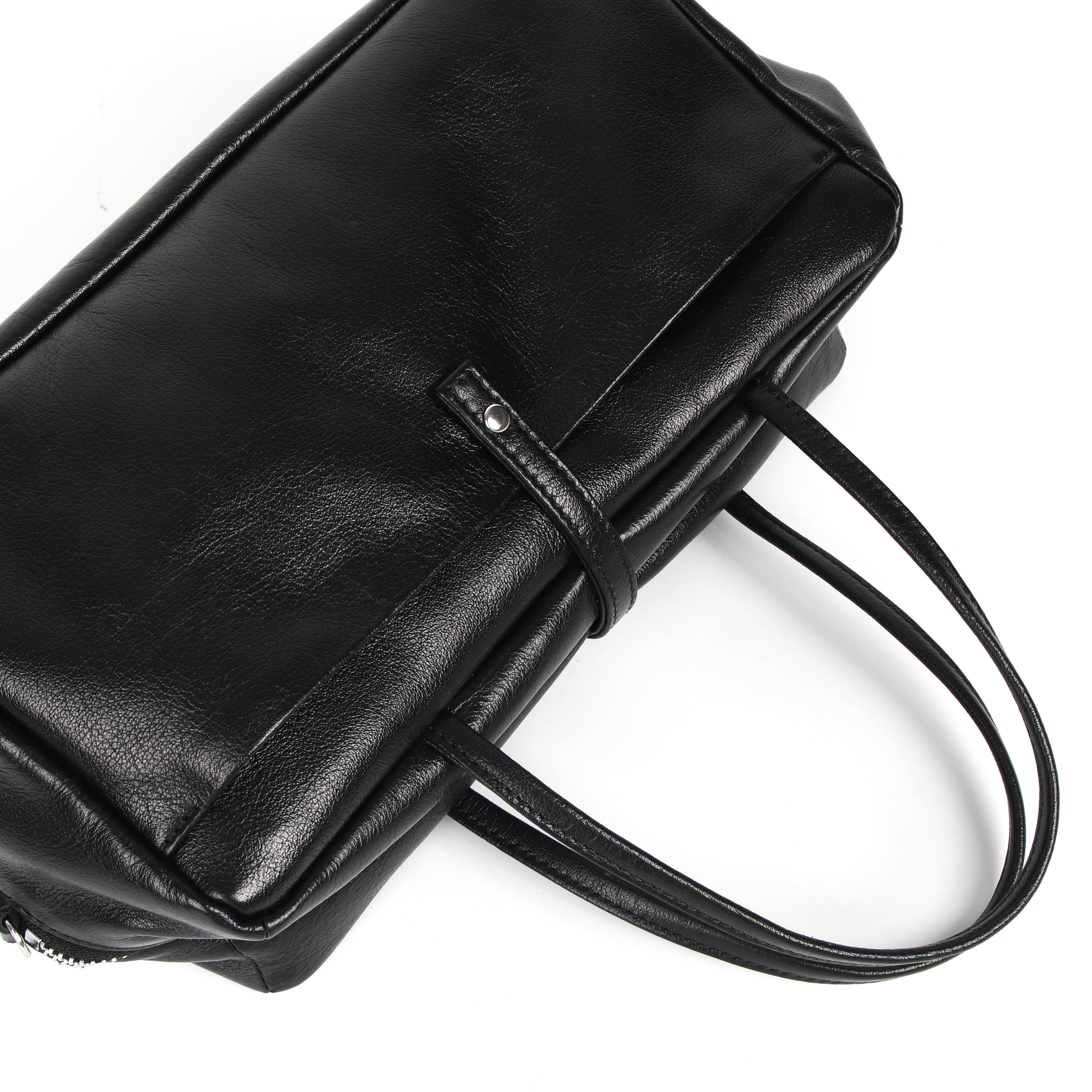 Relaxed-Vibe Squeeze Bag