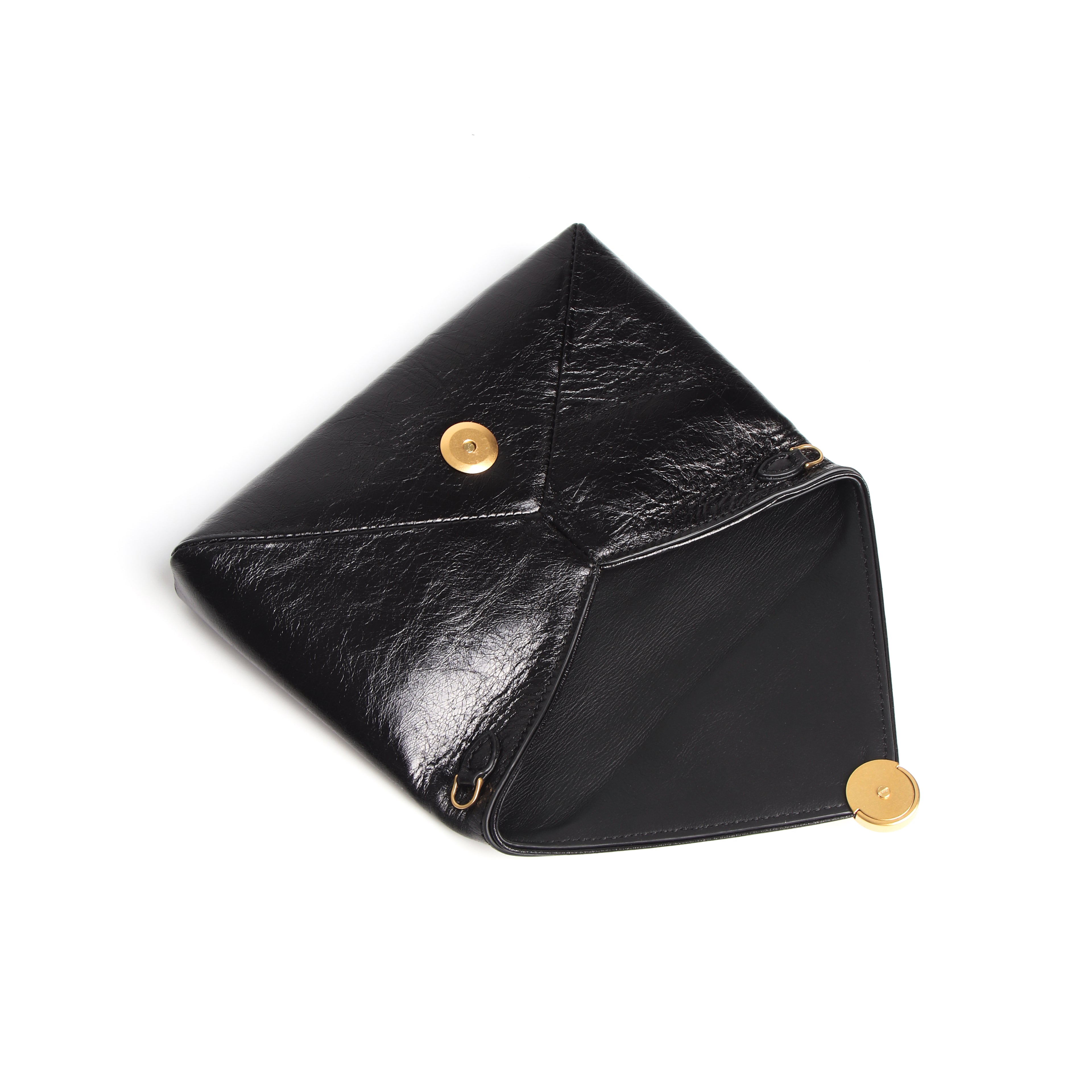 Vintage-style chain envelope bag